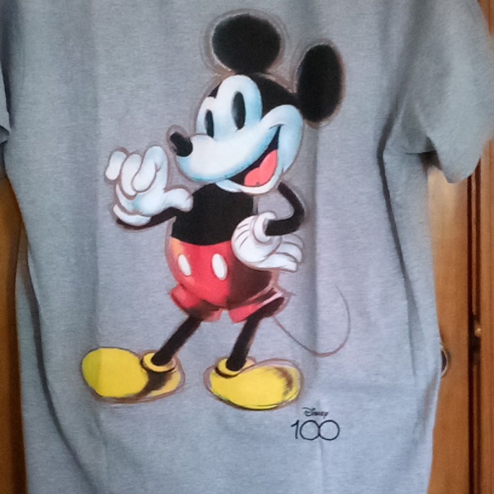 Disney short sleeve tee shirt - Picture 2 of 2